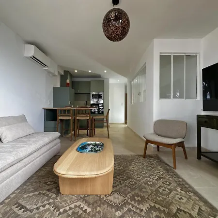 - Chic & Cosy Au Nouveau Port Apartmán